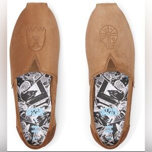 Toms Brown Suede Star Wars the Resistance womens Slip-Ons size 8